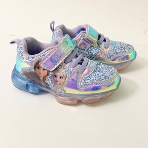 Disney Frozen 2 Elsa & Anna Iridescent Light-Up Sneakers Toddler Size 7